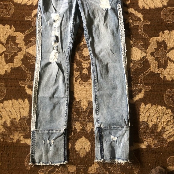 Women’s Express Light Wash Jeans Size 8 Cropped Skinny Performances - Picture 9 of 10